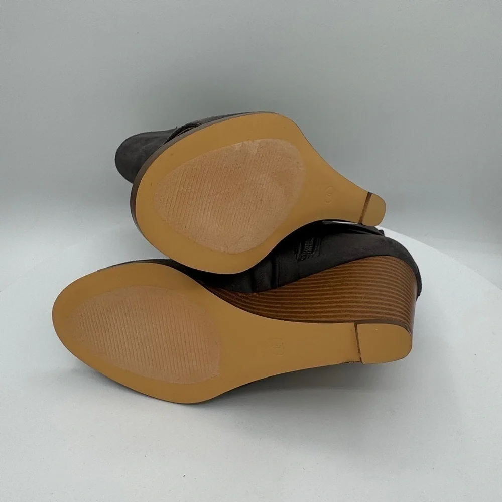 JOURNEE Sabeena Wedge Open Toe Booties Color‎ Grey Size 6 NWT